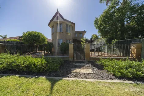 Property photo of 17 Darby Place Ascot WA 6104