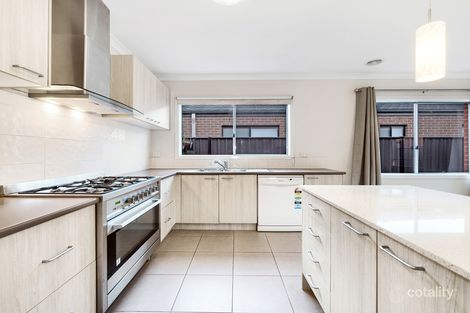 Property photo of 23 Gelderland Drive Clyde North VIC 3978