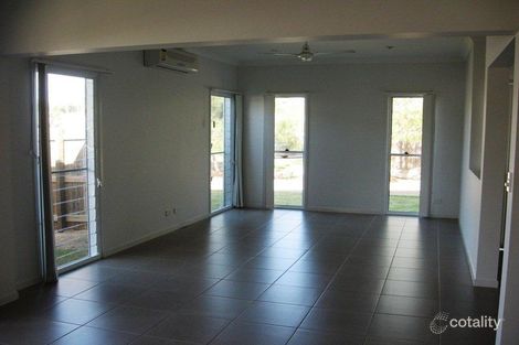 Property photo of 30 Wave Court Toogoom QLD 4655