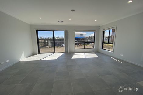 Property photo of 3 Eurythmic Street Menangle Park NSW 2563