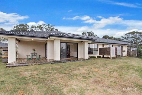 Property photo of 1 Yarra Place Sandhurst VIC 3977