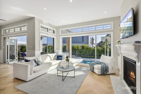 Property photo of 6 Seaside Avenue Shell Cove NSW 2529