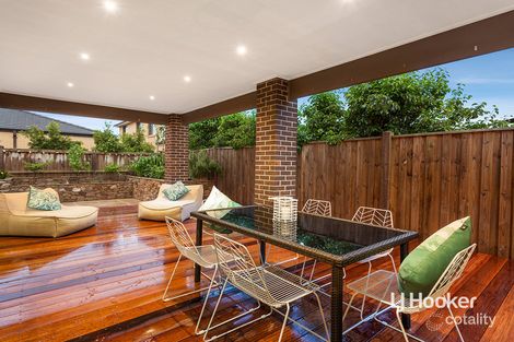 Property photo of 33 Grandpark Circuit Point Cook VIC 3030