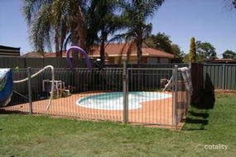 Property photo of 6 Potter Close Dubbo NSW 2830