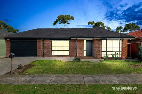 Property photo of 18 Hakea Court Altona Meadows VIC 3028