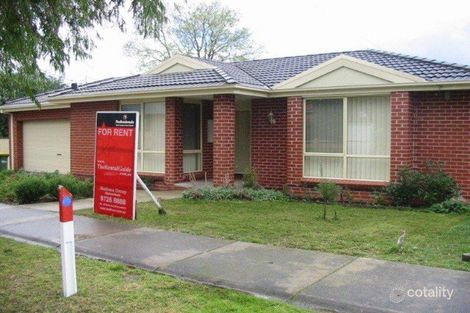 3/4 Cullis Pde, Bayswater, VIC 3153