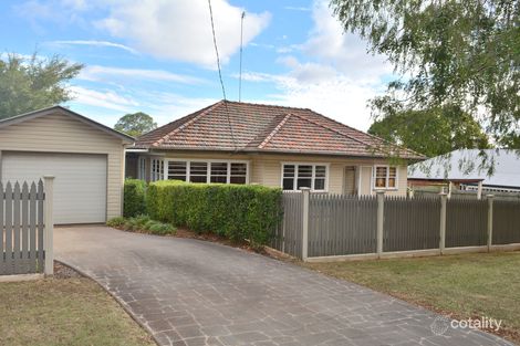 24 Collins St, Mount Lofty, QLD 4350