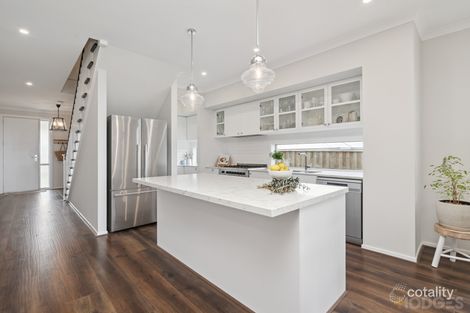 Property photo of 72 Daffodil Crescent Wallan VIC 3756