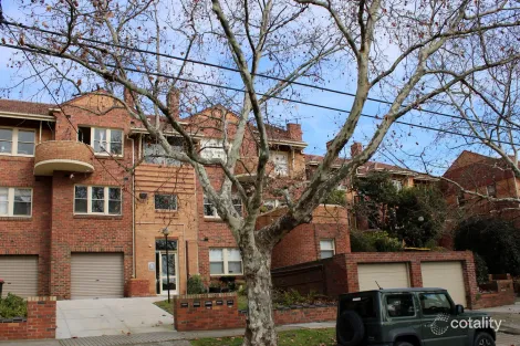 4/125-135 Mooltan St, Travancore, VIC 3032