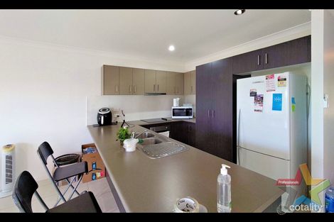 Property photo of 1/53 Nelson Street Bundamba QLD 4304
