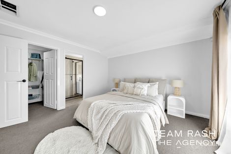 Property photo of 31 Whimbrel Parade Bennett Springs WA 6063