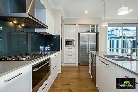 Property photo of 3 Wingrave Street Googong NSW 2620
