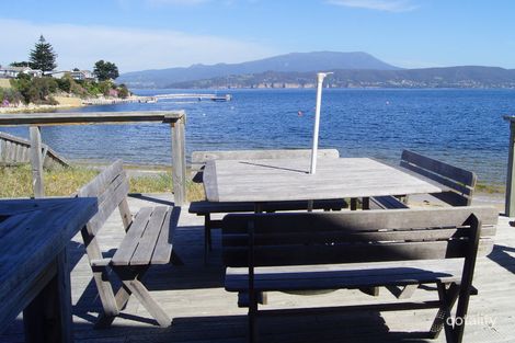Property photo of 12 Spitfarm Road Opossum Bay TAS 7023