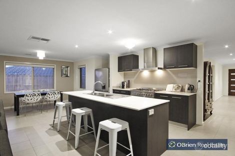Property photo of 20 Thunderbolt Drive Cranbourne East VIC 3977