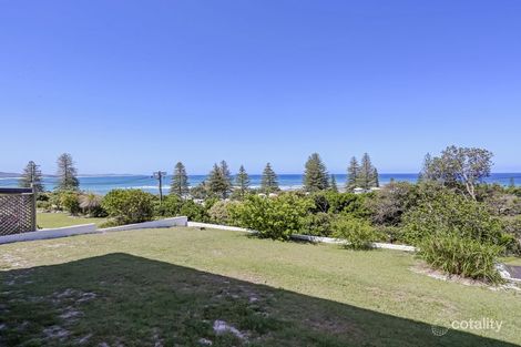 Property photo of 140 Ocean Road Brooms Head NSW 2463