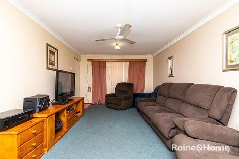 Property photo of 10/5 Fourth Road Armadale WA 6112