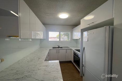 Property photo of 4/37 Bruce Avenue Paradise Point QLD 4216