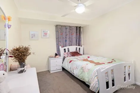 Property photo of 37 Warbler Parade Varsity Lakes QLD 4227