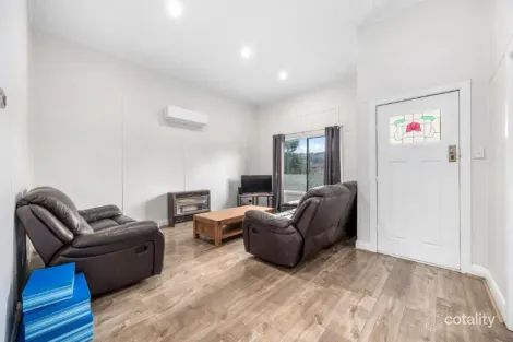 Property photo of 98 Waterloo Road Trafalgar VIC 3824