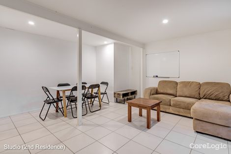 Property photo of 13 Derwent Avenue Helensvale QLD 4212
