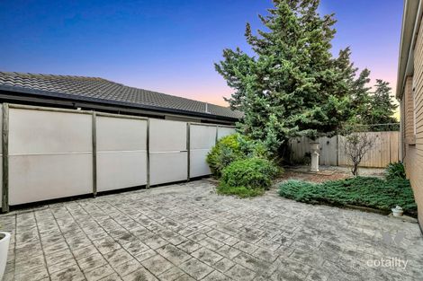Property photo of 9 Cassowary Close Taylors Lakes VIC 3038