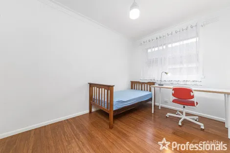 Property photo of 3 Gladesville Drive Bentleigh East VIC 3165