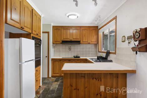 Property photo of 30 Stanley Crescent Brookfield VIC 3338