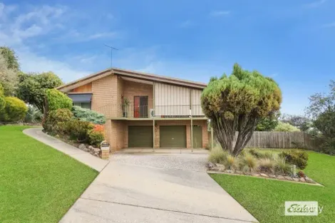 11 Hallawell Cres, Wodonga, VIC 3690