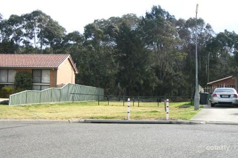 19 Horseshoe Cct, St Clair, NSW 2759