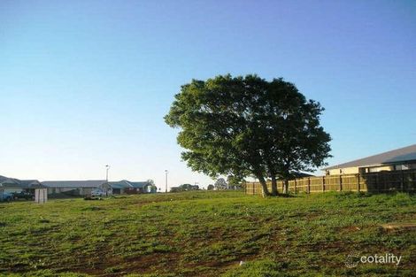 Property photo of 2 Susie Court Highfields QLD 4352