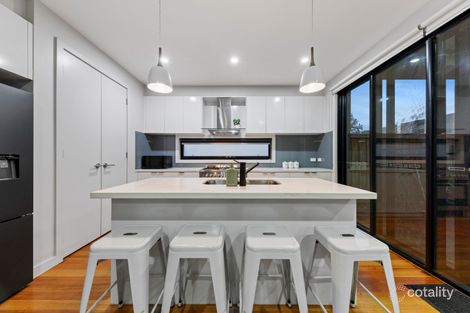 Property photo of 16 Bisque Way Officer VIC 3809