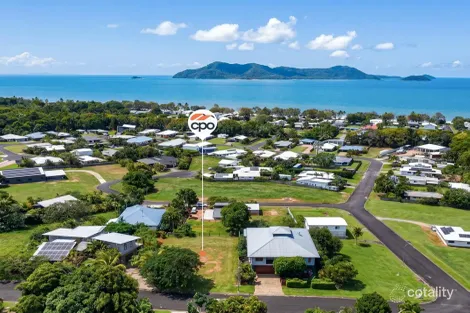 40 The Boulevard, South Mission Beach, QLD 4852