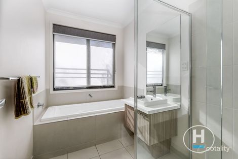 Property photo of 77 Natural Drive Craigieburn VIC 3064
