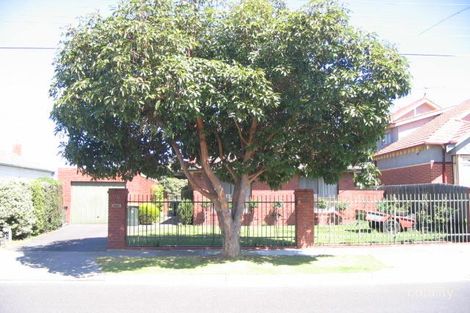 Property photo of 18 Wallace Crescent Strathmore VIC 3041