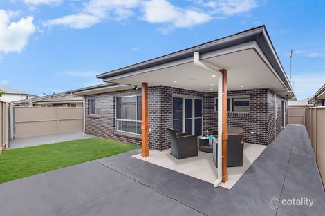 Property photo of 6 Silky Road Spring Farm NSW 2570