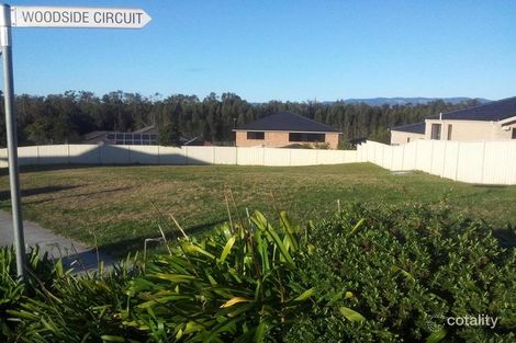 17 Woodside Cct, Horsley, NSW 2530