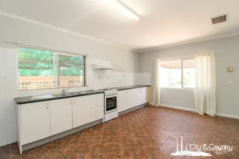 1/5 Rebecca St, Mornington, QLD 4825
