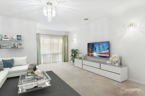 Property photo of 1/12-14 Fieldhouse Lane Berwick VIC 3806