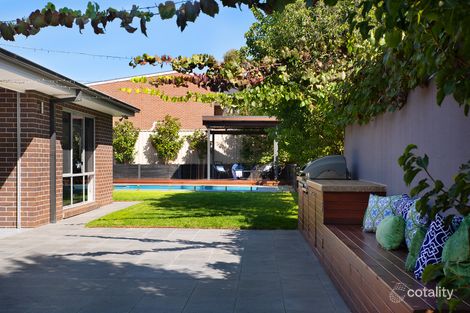 Property photo of 5 Hanover Place Strathfieldsaye VIC 3551