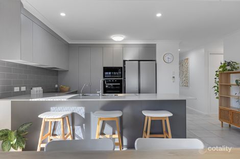 Property photo of 27 Primavera Beaconsfield QLD 4740