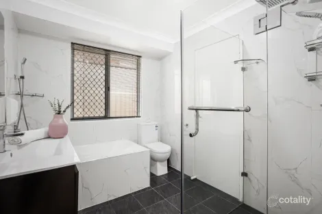 Property photo of 19 Toomey Crescent Quakers Hill NSW 2763