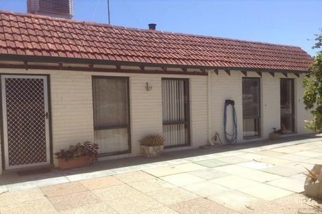 Property photo of 31 Leichhardt Drive Two Rocks WA 6037