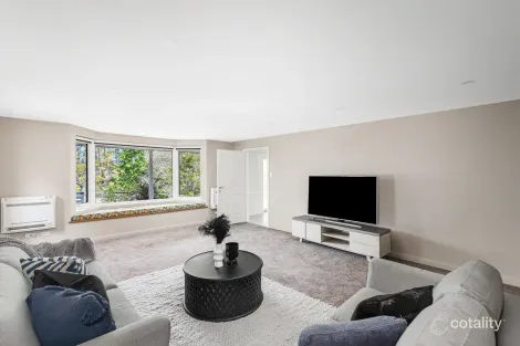 Property photo of 6 Yarrabin Road Kenthurst NSW 2156