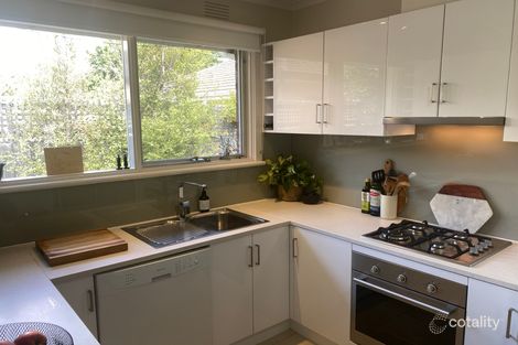 Property photo of 2/16 Wave Street Hampton VIC 3188