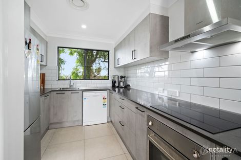 Property photo of 4/5 Livingstone Street Yeerongpilly QLD 4105