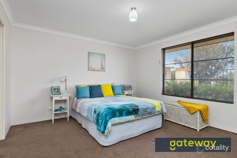 Property photo of 32 Durango Turn Aubin Grove WA 6164