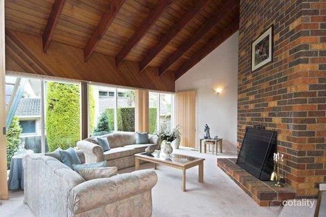Property photo of 15 Candlebark Close Diamond Creek VIC 3089