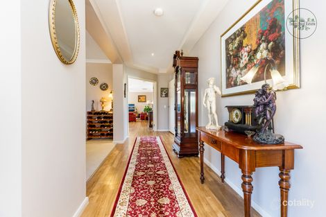 Property photo of 14 Isabella Grove Strathdale VIC 3550