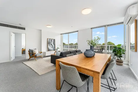 501/82 Queens Rd, Melbourne, VIC 3004