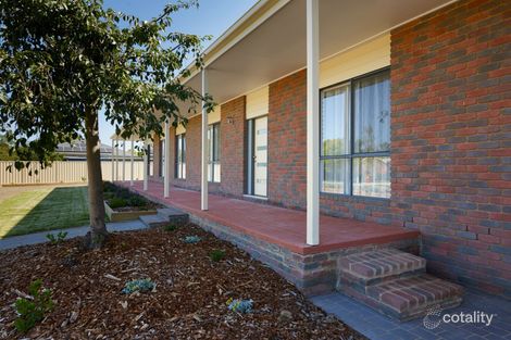 Property photo of 1 Deakin Court Shepparton VIC 3630